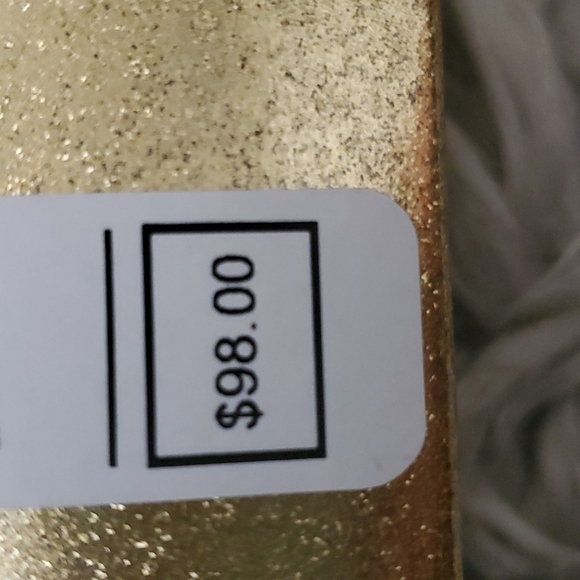 Michael Kors Scarf and Hat - Picture 3 of 3